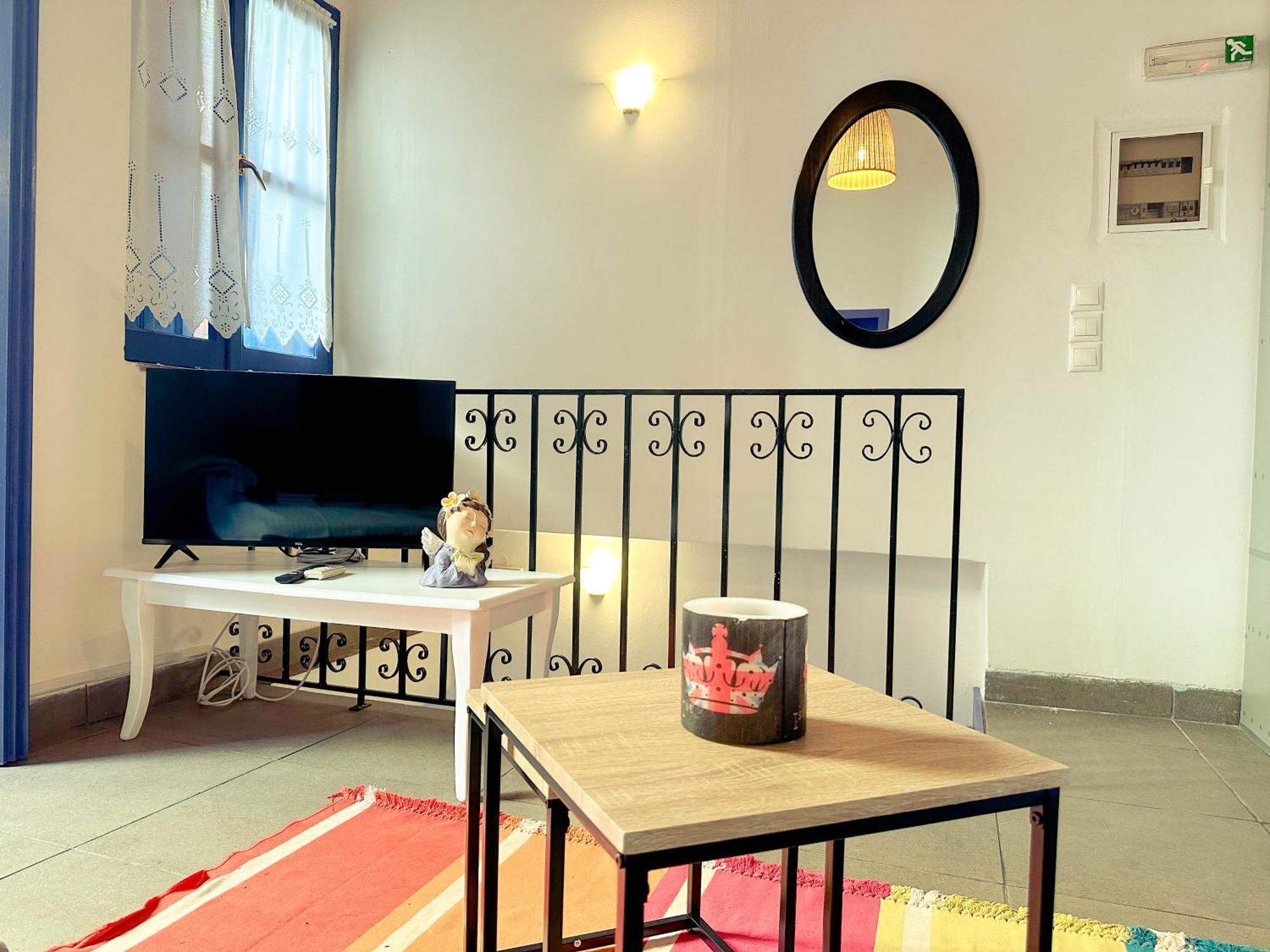 Kali Strata 2 - Downtown Apartment Đảo Sými Ngoại thất bức ảnh
